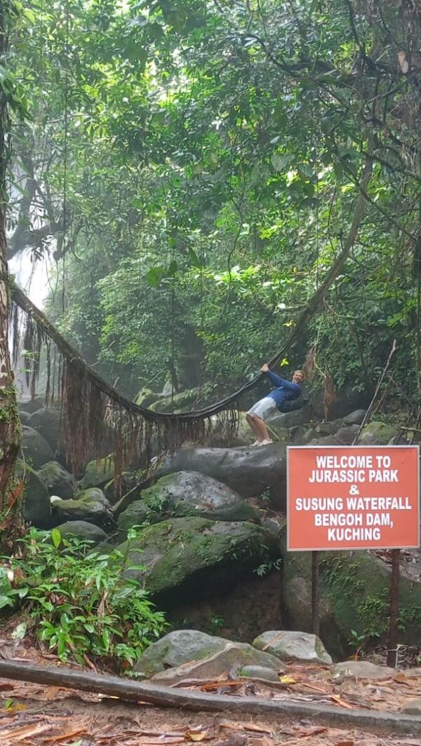 Susung Waterfall & Kampung Sting Trekking