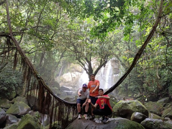 Susung Waterfall & Kampung Sting Trekking