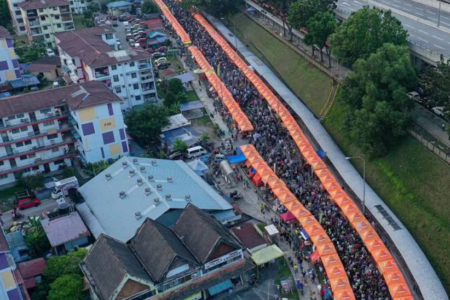 Bazaar Ramadan Wangsa Maju: Bazaar Terpanjang di Malaysia