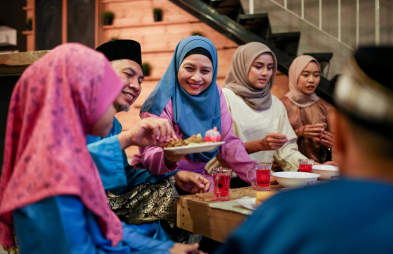 Simple Acts of Kindness You Can Do This Ramadan